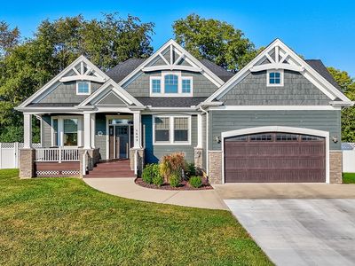 1403 Shaws Ln