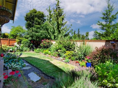 8210 Vashon Drive NE