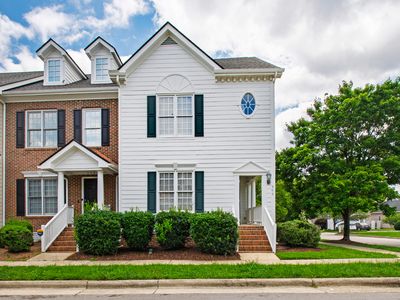 300 Madison Grove Pl