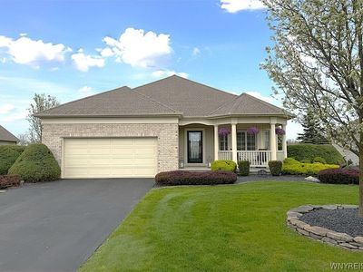 6 Water Front Ln
