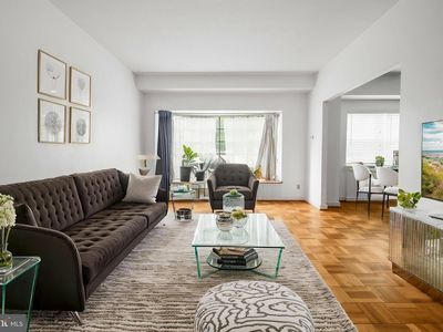 3601 Greenway UNIT 206