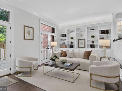 4016 Chancery Ct NW