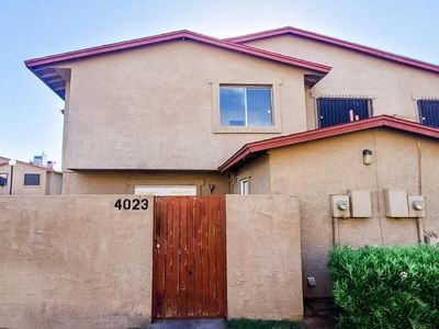 4023 W Mesquite Ln