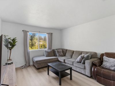 3703 W Bullard Ave APT 211