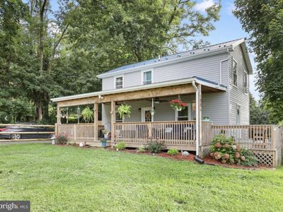 1004 Main St