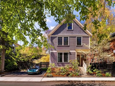 24 Gibson St