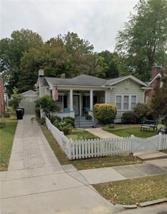 404 Woodrow Ave