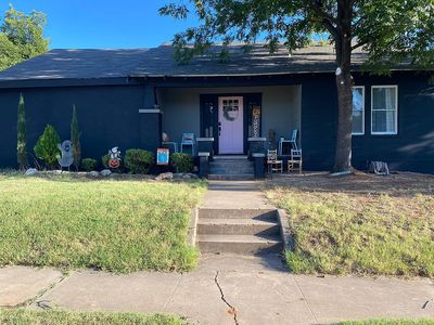 604 Josephine St