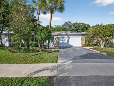 969 NW 8th St