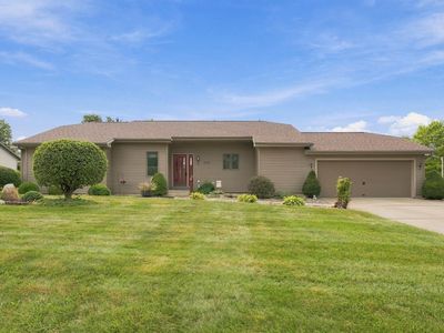 202 Colonial Dr