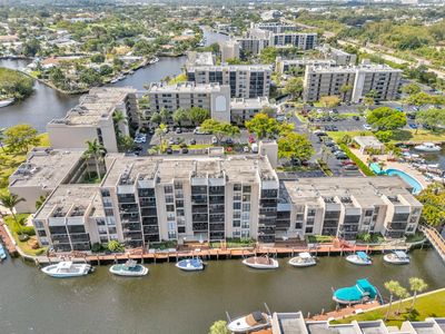 6 Royal Palm Way #307