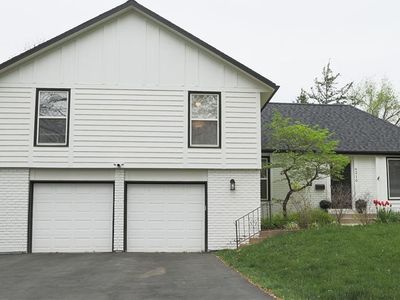 Property at 9210 England St, Overland Park, KS