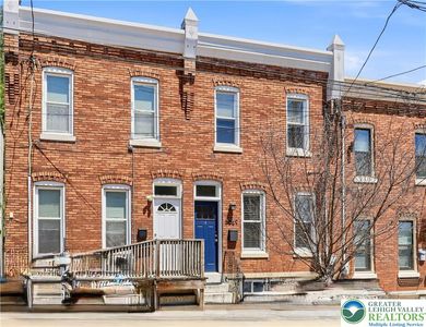 3869 Manayunk Ave