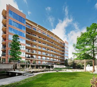 3 Waterway Ct APT 4E