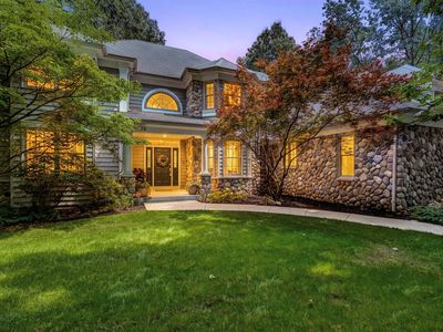 6418 Whitney Woods