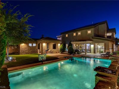 7384 W Camero Ave