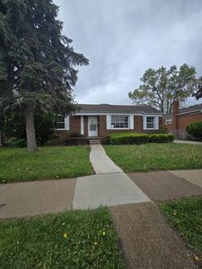 915 Cleophus Pkwy