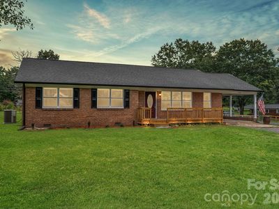 3388 Rhyne Forest Rd