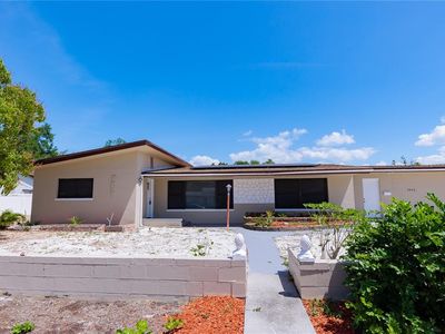 4946 DR MARTIN LUTHER KING JR STREET S