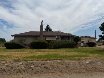 6600 E Lathrop Rd