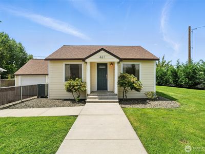 461 NE Lambert Avenue