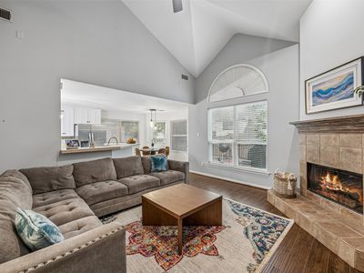 5522 Challenger Ct