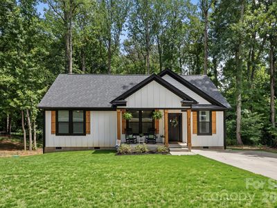 216 Briar Creek Rd