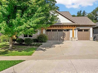 856 Sugar Loaf Cir