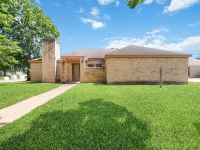 15726 Four Leaf Dr