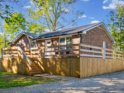 8102 Pleasant Hill Rd