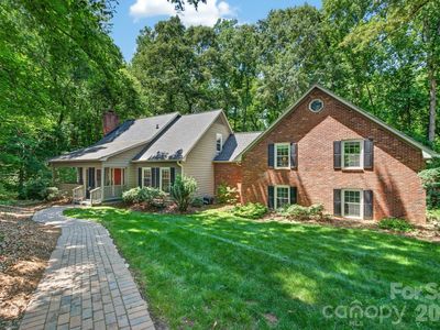 1712 Saddlewood Dr