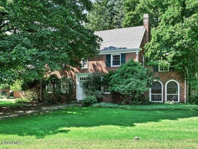 181 Pinewoods Avenue