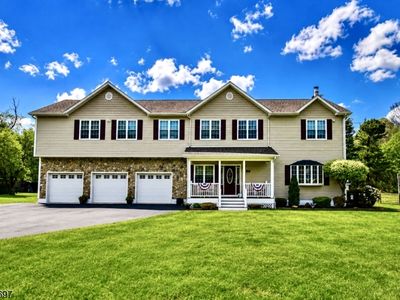 37 Heather Hills Dr