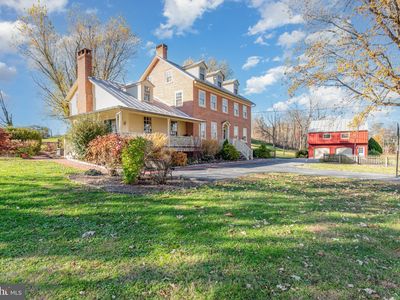 10 Hull Dr