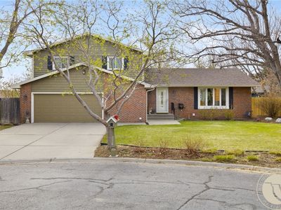 114 White Cir