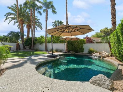 7522 E WOODSHIRE Cove