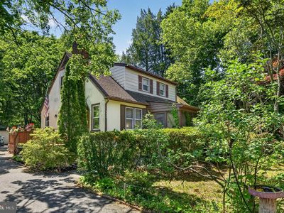 2037 Wheaton Ave