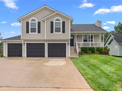 Property at 1801 Gunner Ave, Greenwood, MO