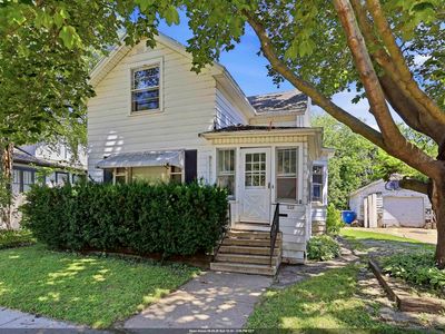 526 Boyd St