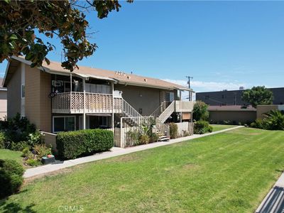 2360 W Greenacre Ave