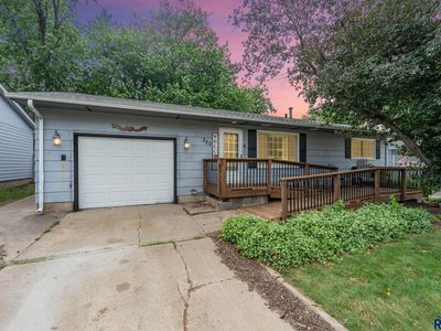 320 N Holiday Ave