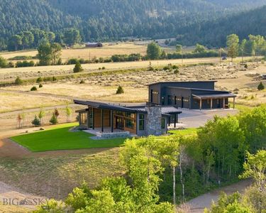 256 S Meadow Creek Rd