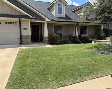815 E Grande Blvd S #102