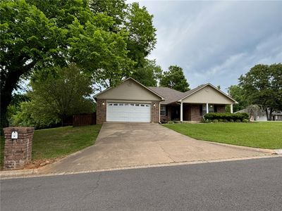 10 Fairbrook Ln