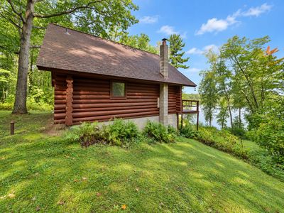 6122 Camp Fish Rd NW