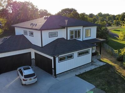 1010 Frederick Ave