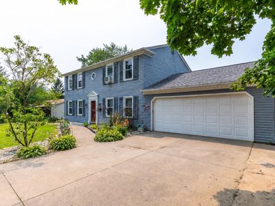 1100 Springhill Dr