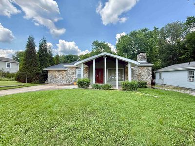 516 E Mill Rd