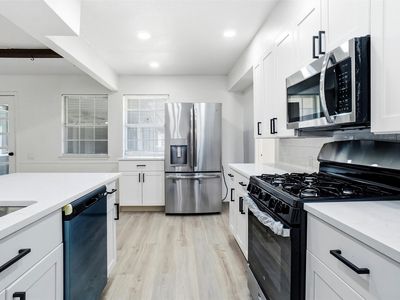 3825 Old Faithful Ct
