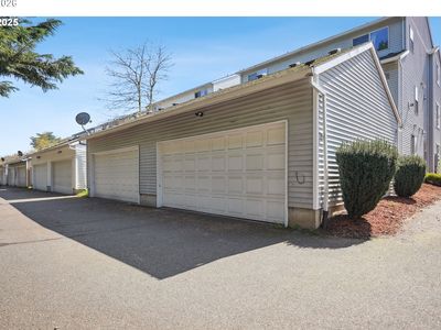 Property at 12923 NE Prescott Dr, Portland, OR